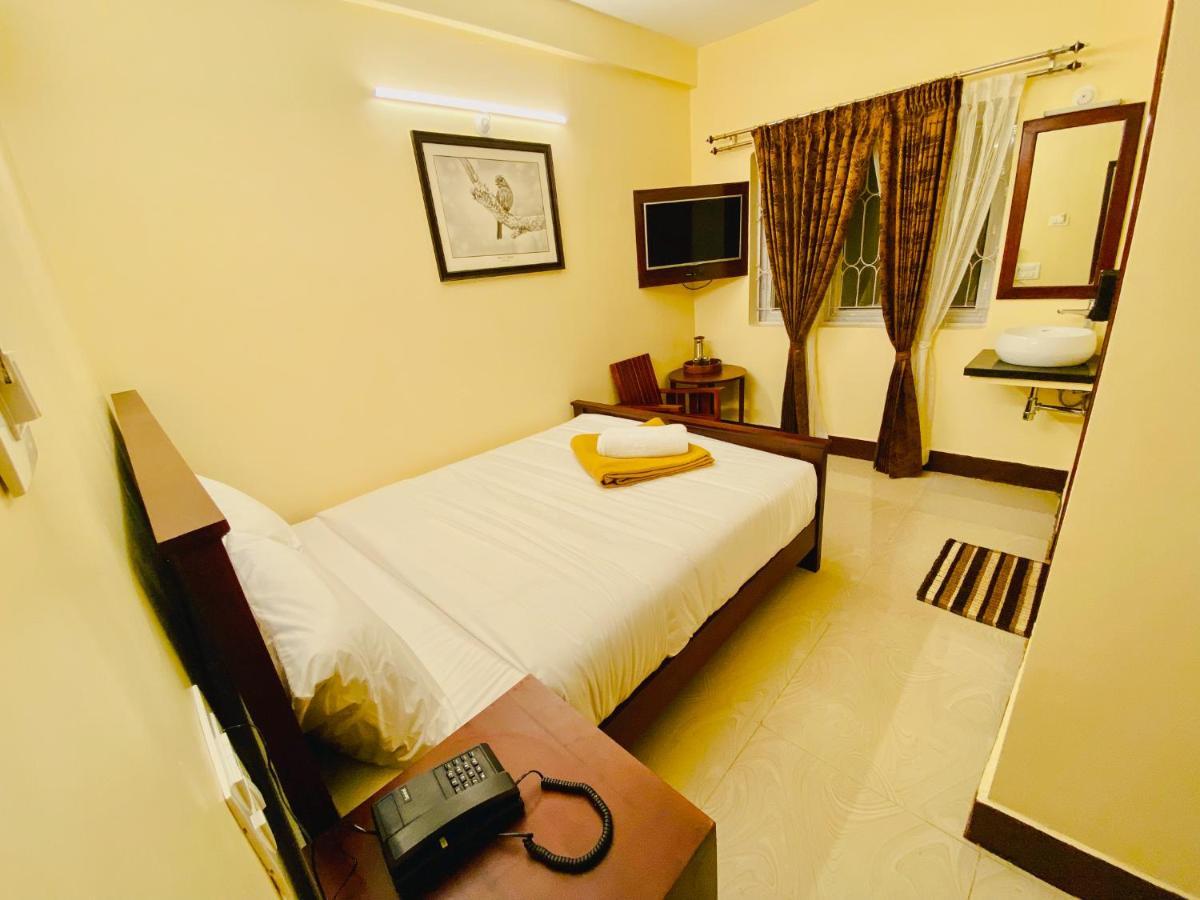 Aakash Rooms And Cottages, Ooty Kültér fotó